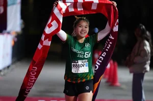 Hua Thuan Long and Nong Chang Win VnExpress Marathon 2024 - image 14