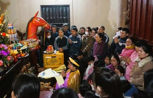 The Sacred Stone of Nua Mountain: A Spiritual Journey for Tourists - image 5