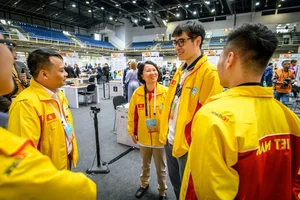 Le Quang Liem Defeats World Champion at 2024 Chess Olympiad - image 0
