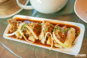 Luxury Dining: How This 20-Year-Old HCMC Restaurant Elevates Dim Sum with Abalone and Gold Leaf - image 3