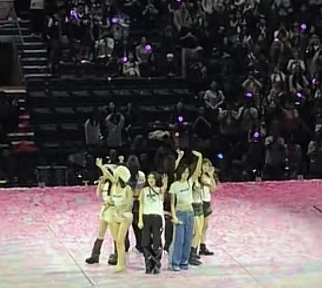 The Decline of a National Girl Group: Empty Seats and Changing Trends