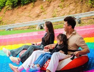 Vietnamese Actor Ha Viet Dung Shares Heartwarming Family Moments - image 3