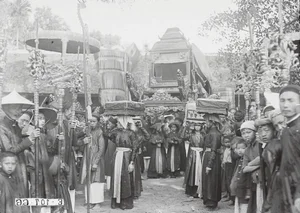 Vintage Photos: Experiencing the Spring Festival Atmosphere from a Century Ago - image 5