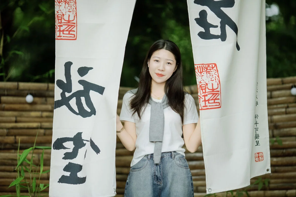 YiTuYu Art Language Vol.9876: A Captivating Visual Exploration Featuring Model Lu Lu