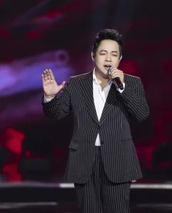 Nhu Quynh and Ho Van Cuong Mesmerize Fans in First Duet - image 7