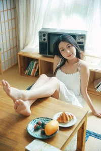 YiTuYu Art Language Vol.9929: A Captivating 48-Page Visual Journey with the Beautiful Xiao U - image 33