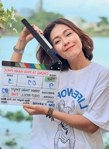 Dinh Y Nhung's Youthful Real-Life Style: Beyond the Screen of 'We Must Be Happy' - image 3