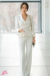 Style Guide: How to Wear Wide-Leg Pants Like Park Min Young - image 5