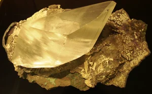 The Ethereal Beauty of Selenite: The Moon Crystal Mineral - image 5