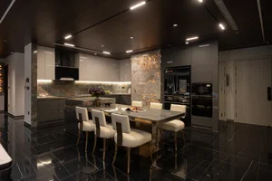 Luxury Dark-Toned 210m2 Apartment: Merging Two Units into One - image 11