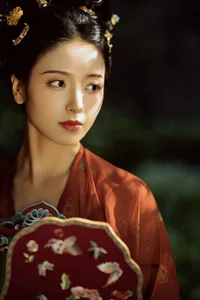 YiTuYu Art Language Vol.8033: Exploring the Ethereal Beauty of Mo Lu - image 2
