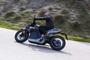 Honda WN7 Electric Motorcycle Officially Goes on Sale: Premium Urban Mobility - image 7