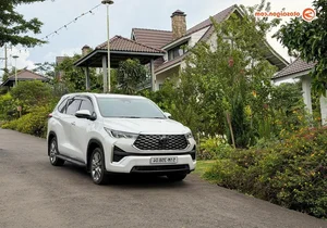 Exploring the Highlands with Toyota Innova Cross HEV: A Hybrid Journey to Remember - image 2