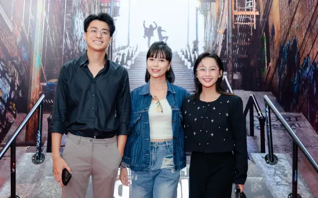 Vietnamese Celebrities Gather for Premiere of Lady Gaga's New Movie