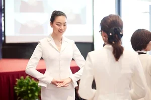 Elegant Portraits of Miss Doan Thu Thuy - image 1