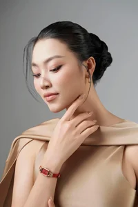 Elegant Portraits of Miss Doan Thu Thuy - image 2