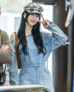 Bae Suzy Youthful Fashion Secrets: Replicate the Ultimate K-Drama Look - image 11