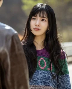 Bae Suzy Youthful Fashion Secrets: Replicate the Ultimate K-Drama Look - image 4