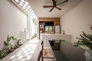 Unique Tube House in Can Tho Featuring Seven Integrated Indoor Gardens - image 5