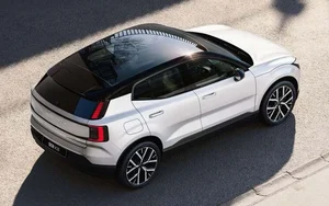 2026 Volvo EX30 Upgrade: New Affordable Trims and V2L Tech Explained - image 4