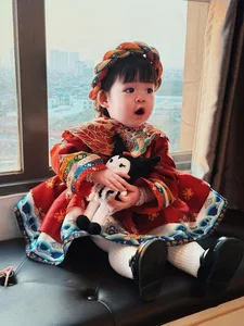 Miss Vietnam Do My Linh Showcases Her Daughter’s Adorable Luxury Designer Fashion Style - image 7