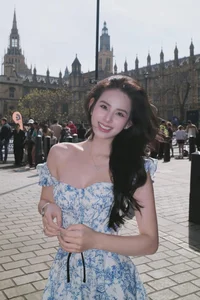 Inside Huong Lien’s Luxurious Villa: A Glimpse into High-Society Living - image 6
