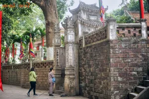 Ancient Mysteries: Explaining the Unusual Symbols at Thang Long’s West Guarding Temple - image 5