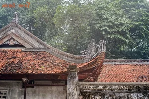 Ancient Mysteries: Explaining the Unusual Symbols at Thang Long’s West Guarding Temple - image 2