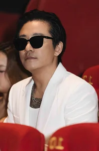 Diva Hong Nhung and Top V-Pop Stars Gather for Mono New MV Launch - image 6