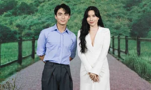 Diva Hong Nhung and Top V-Pop Stars Gather for Mono New MV Launch - image 9