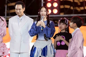Ly Hai's Daughter Debuts in Lat Mat 8 with Impressive Showcase Performance - image 4