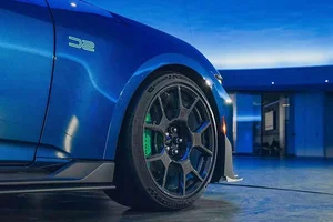 2026 Ford Mustang Dark Horse SC: High Performance Muscle Car Pricing Revealed - image 2