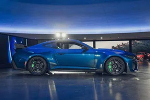 2026 Ford Mustang Dark Horse SC: High Performance Muscle Car Pricing Revealed - image 7