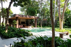 Sustainable Luxury: A 900m2 Villa Designed Around Ancient Trees - image 20