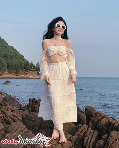 Exploring the Charming Style of TikTok Star Quynh Truong - image 21