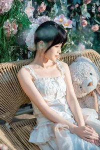 Art Language Vol.10473: A Visual Exploration of Chen Shi Er Ing's Aesthetic - image 18