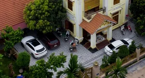 Inside the 3-Story Residence of the 'Hai Sen Family' After Arrest - image 2