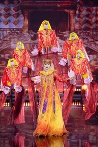 A Spectacular Display of Culture: National Costumes at Miss National Vietnam 2024 - image 32