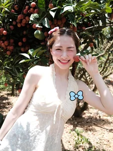 Hoa Minzy Captivates Fans with Ethereal Lychee Garden Photoshoot - image 6