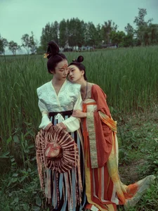 YiTuYu Art Language Vol.9809: Leng Ku Wang Ye 47P Art Collection - image 6