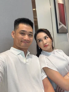 Vietnamese Entertainment Updates: MC Thu Ha's Big News and Tran Tien's Congratulations - image 4