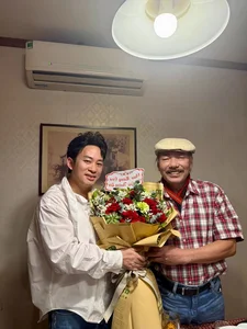 Vietnamese Entertainment Updates: MC Thu Ha's Big News and Tran Tien's Congratulations - image 5