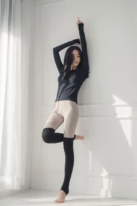 Korean Model An Seo Rin Showcases the Latest Trends in Fitness Fashion - image 51