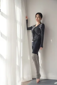 Korean Model An Seo Rin Showcases the Latest Trends in Fitness Fashion - image 8