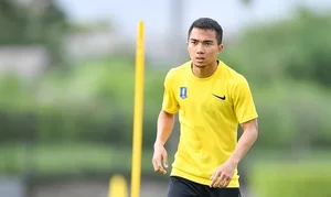 Chanathip Songkrasin Issues Bold Challenge to Vietnam Ahead of Intense ASEAN Cup Rivalry - image 0