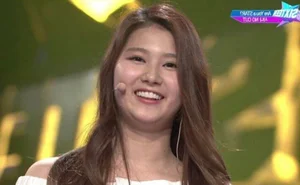 Extreme Celebrity Diets: Inside the Controversial 8-Berry Weight Loss Routine of a Korean Goddess - image 3
