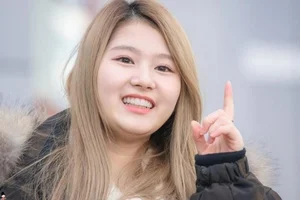 Extreme Celebrity Diets: Inside the Controversial 8-Berry Weight Loss Routine of a Korean Goddess - image 5