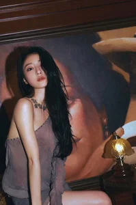 Top 4 Chinese Actresses Born in the 2000s - image 14