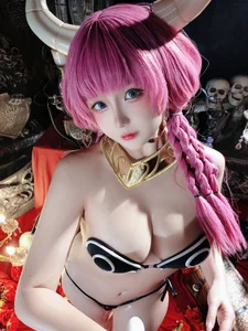Stunning Cosplay Showcase: The Artistic World of Shiina You - image 52