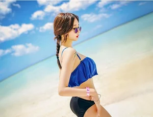 Dreamy Beach Photography: Download 10 Scenic Coastal Portrait Wallpapers - image 2